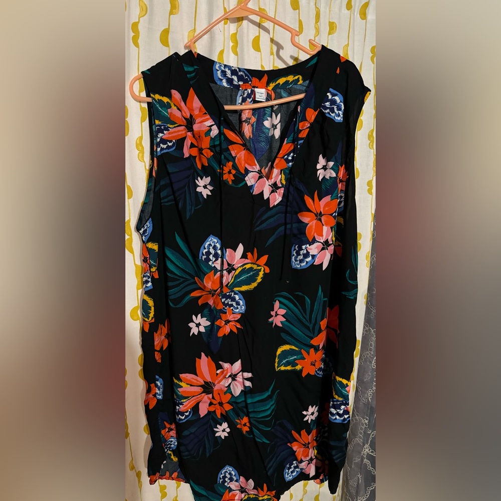 Never worn fun tropical dress